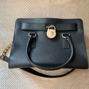 Micheal Kors Elegant Black Leather Handbag
